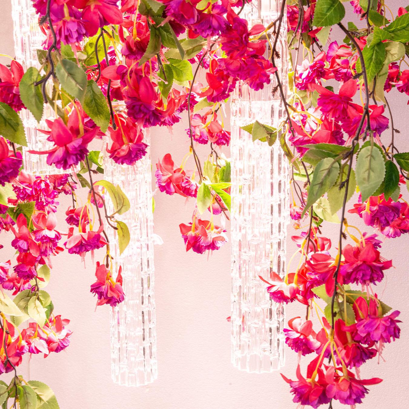 Lustre carré rose en cascade Pink Cascade