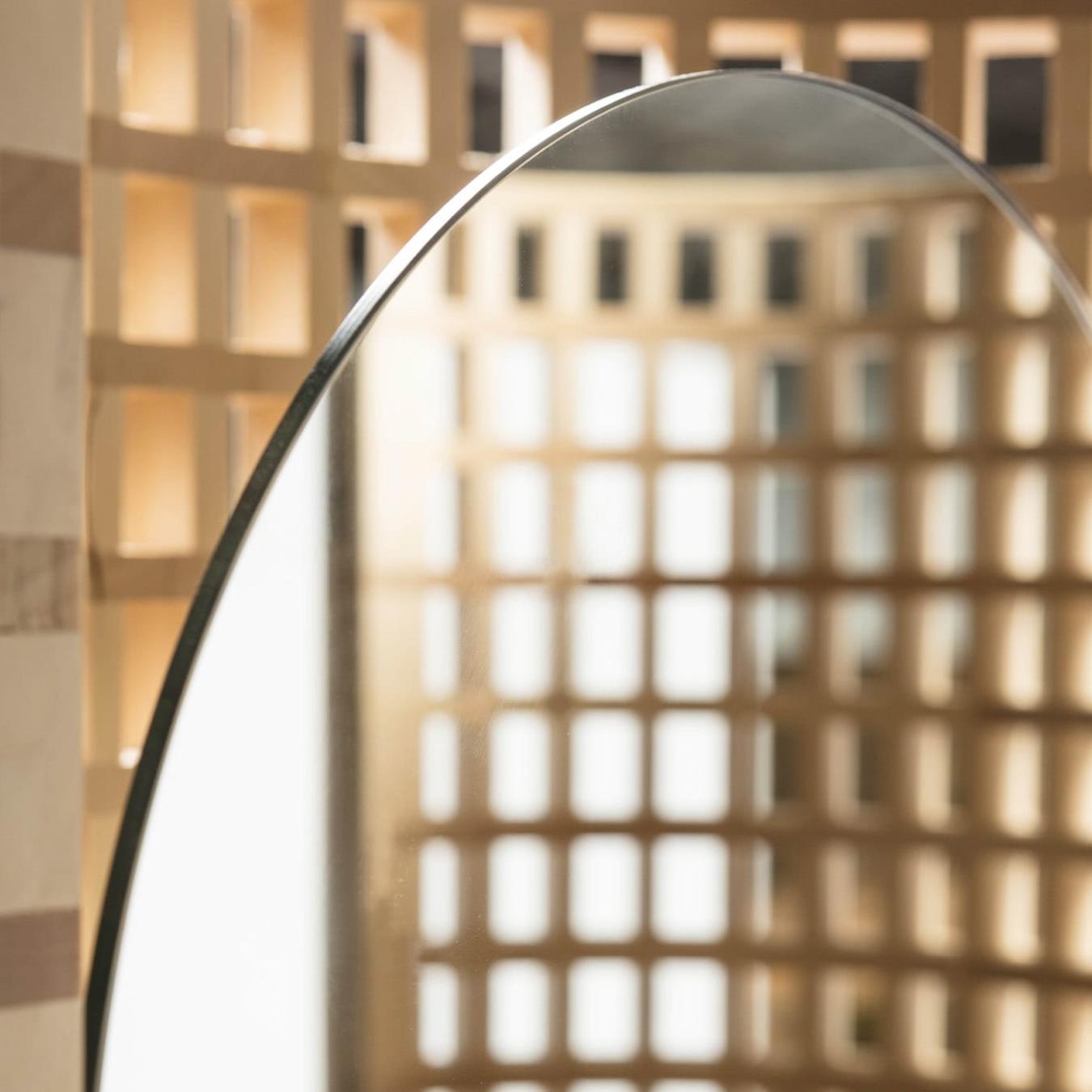 Miroir sur Pied Artisanal en Bois