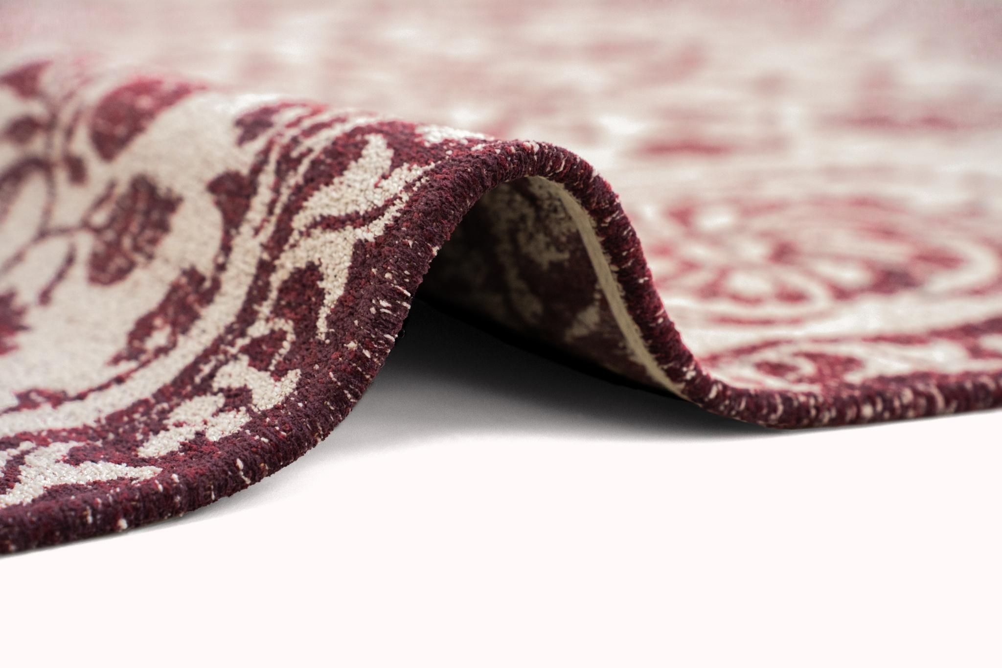 Tapis Suzani «Zéphyr» 9734