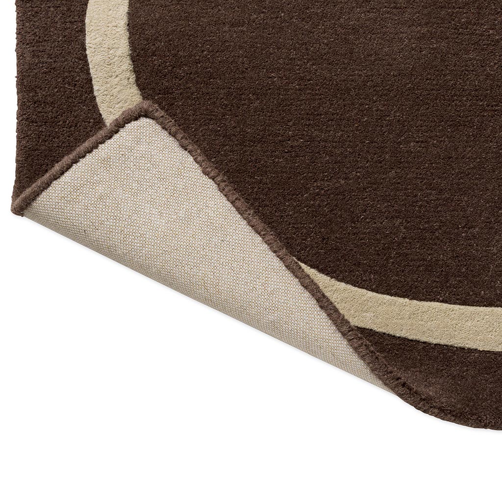 Giant Linear Stem Walnut Tapis