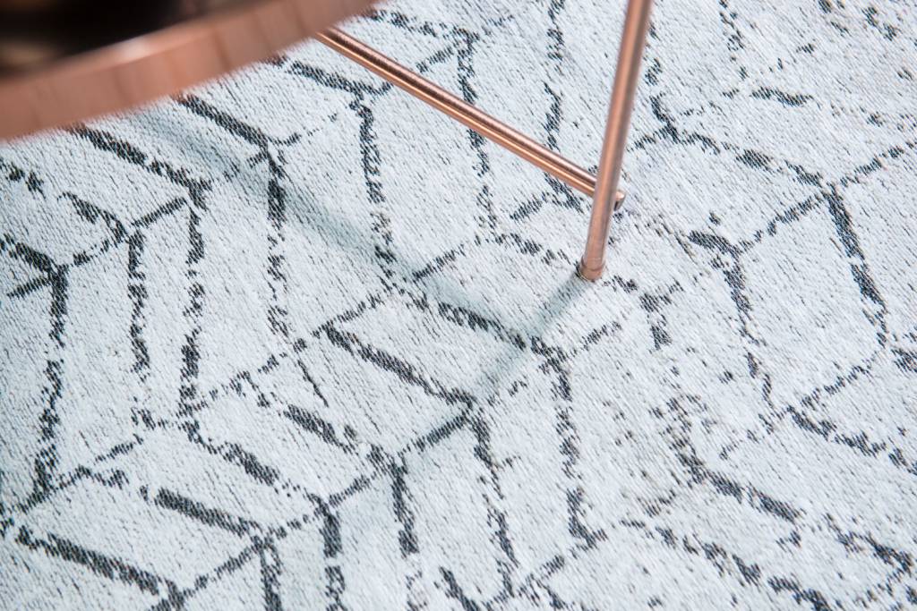 Tapis 8652 Black On White