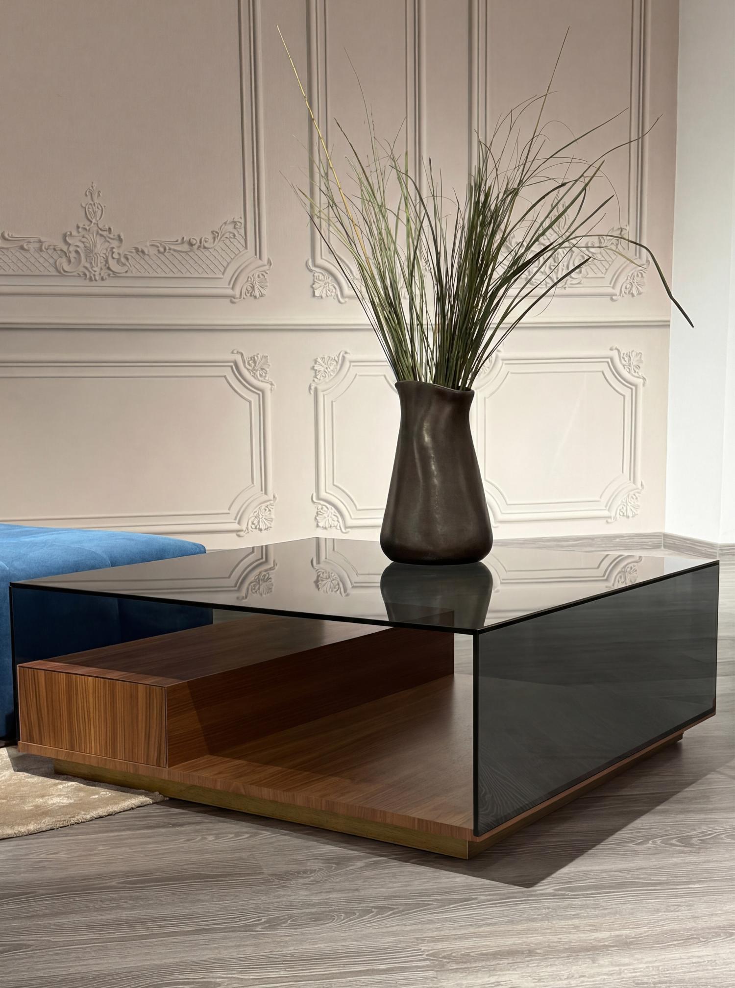 Table basse Peter avec plateau en verre