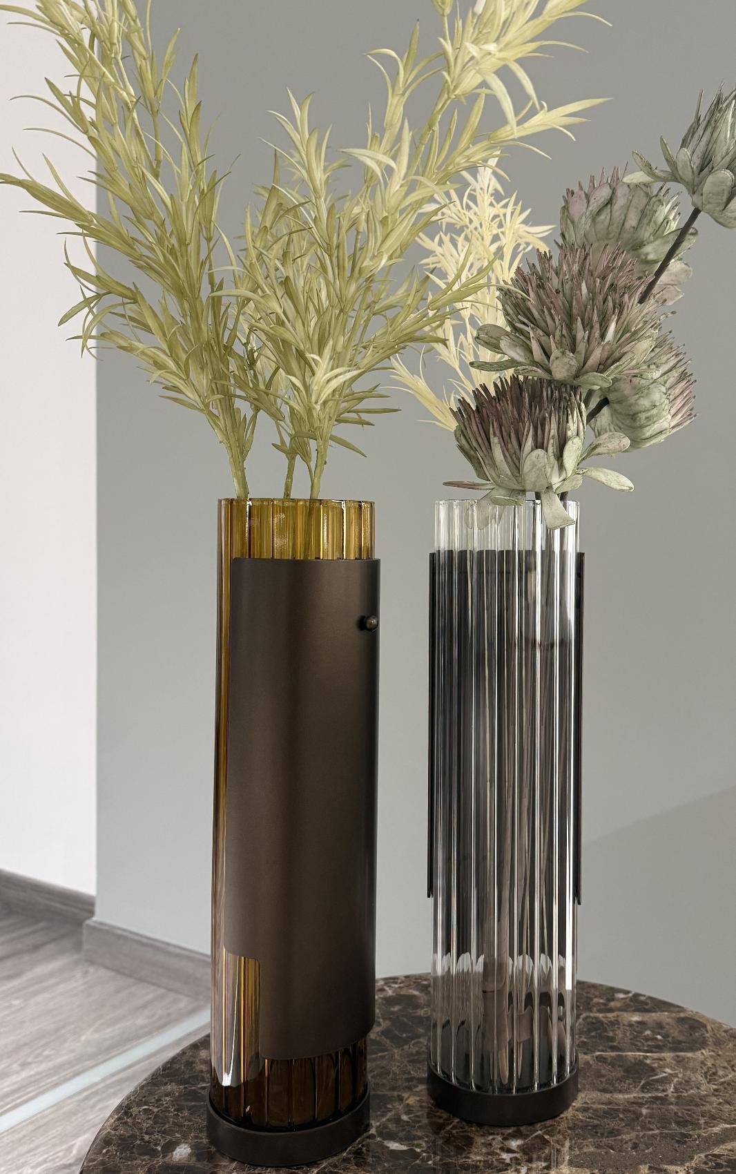 Grand vase foncé Bon Ton