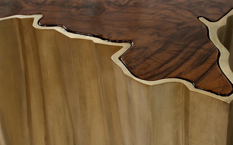 Grande Table d'Appoint à Bord Naturel