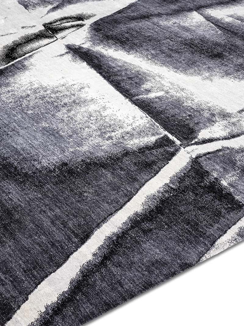 Tapis No. 03 Back-to-Black