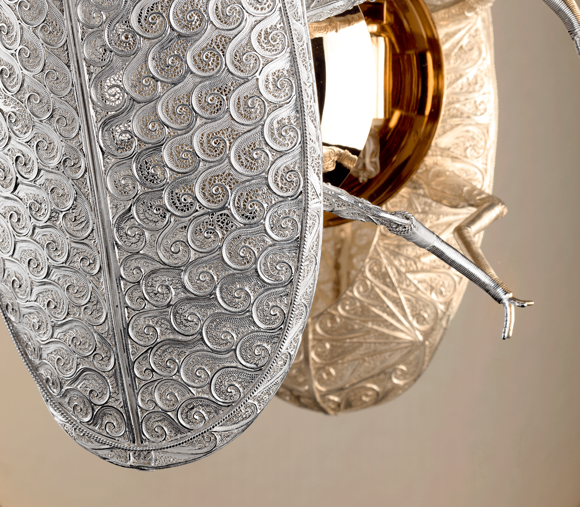 Applique Murale Filigree Scarab