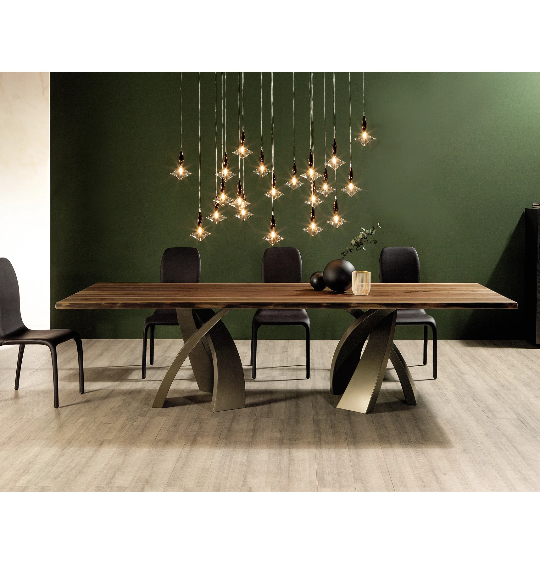 Table Big Eliseo