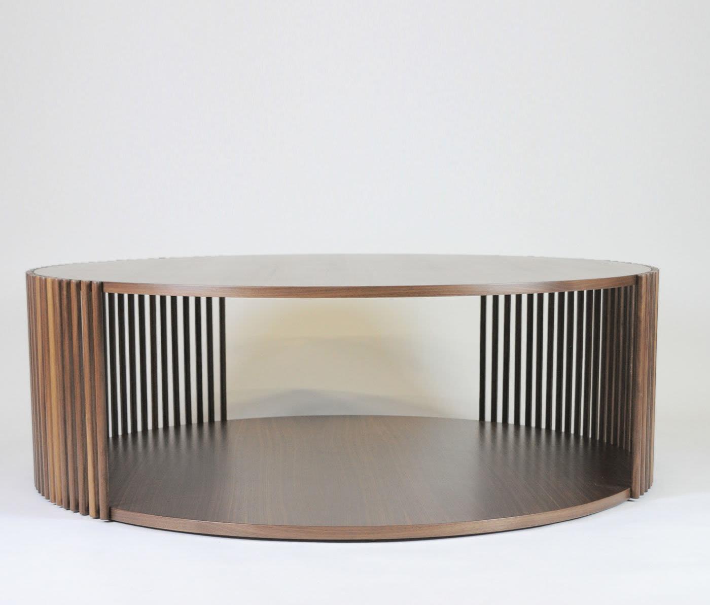 Grande Table Basse en Bois