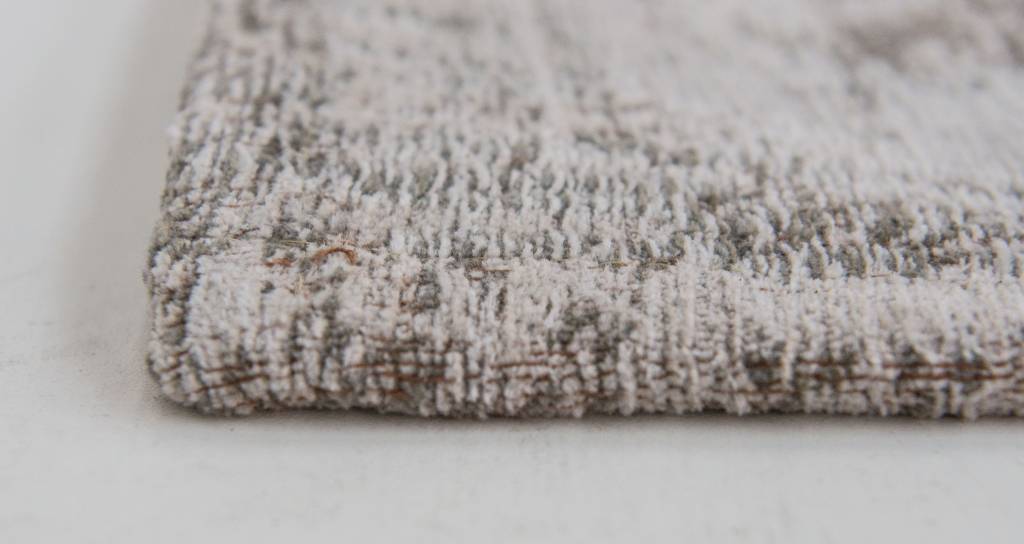 Tapis 8383 Salt & Pepper