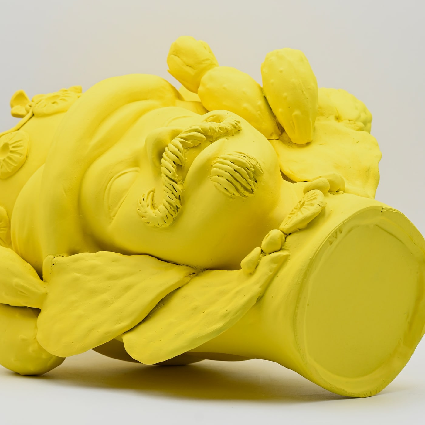 Sculpture Tête De Maure Jaune Mat