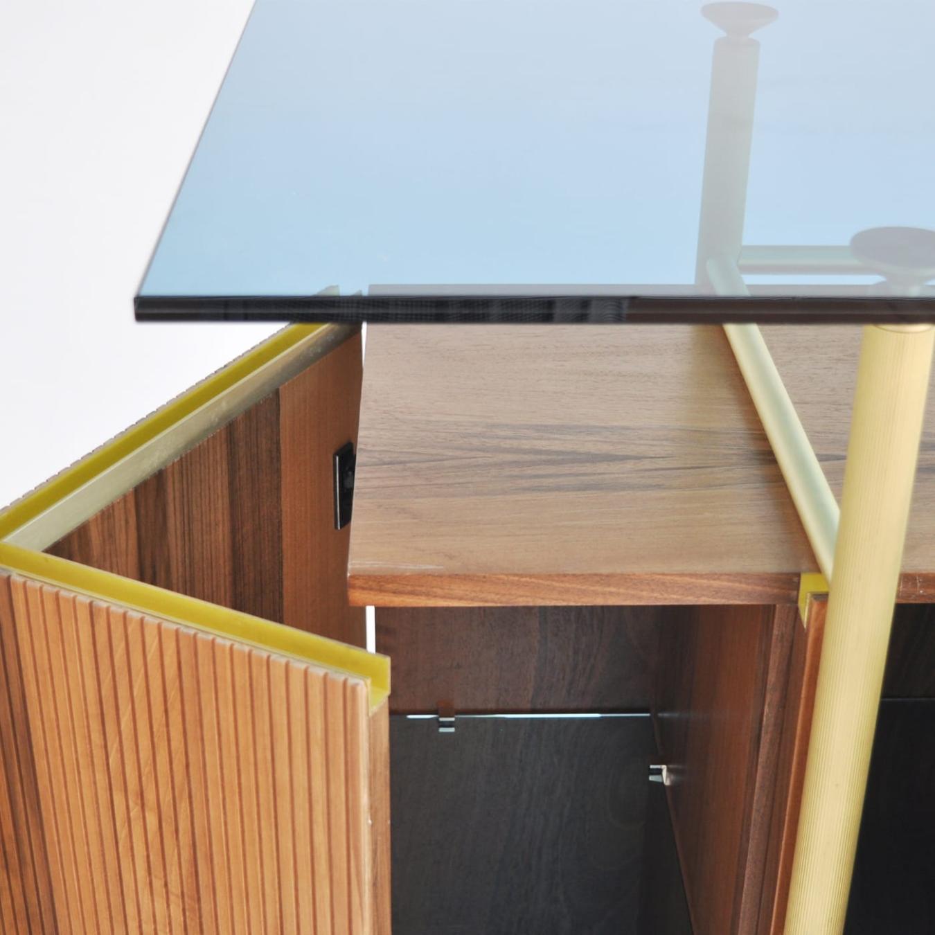 Meuble Minimaliste en Bois