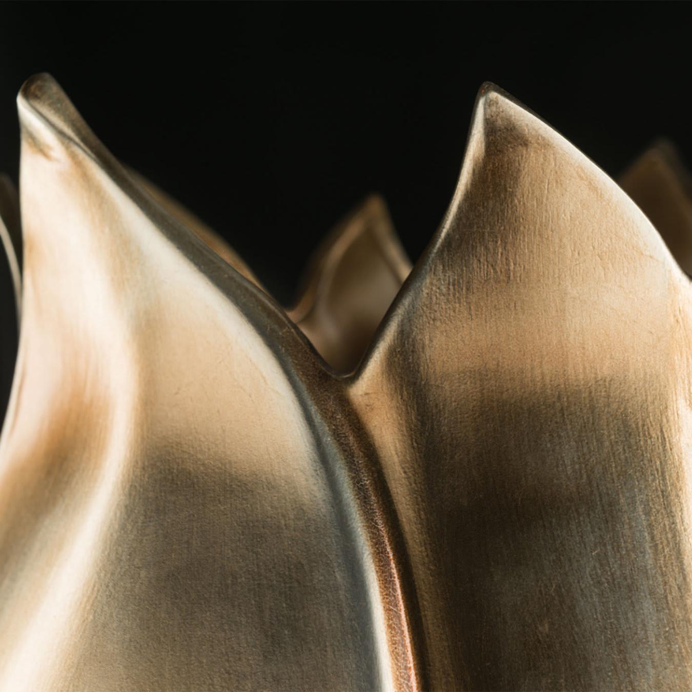Vase en laiton Tulip