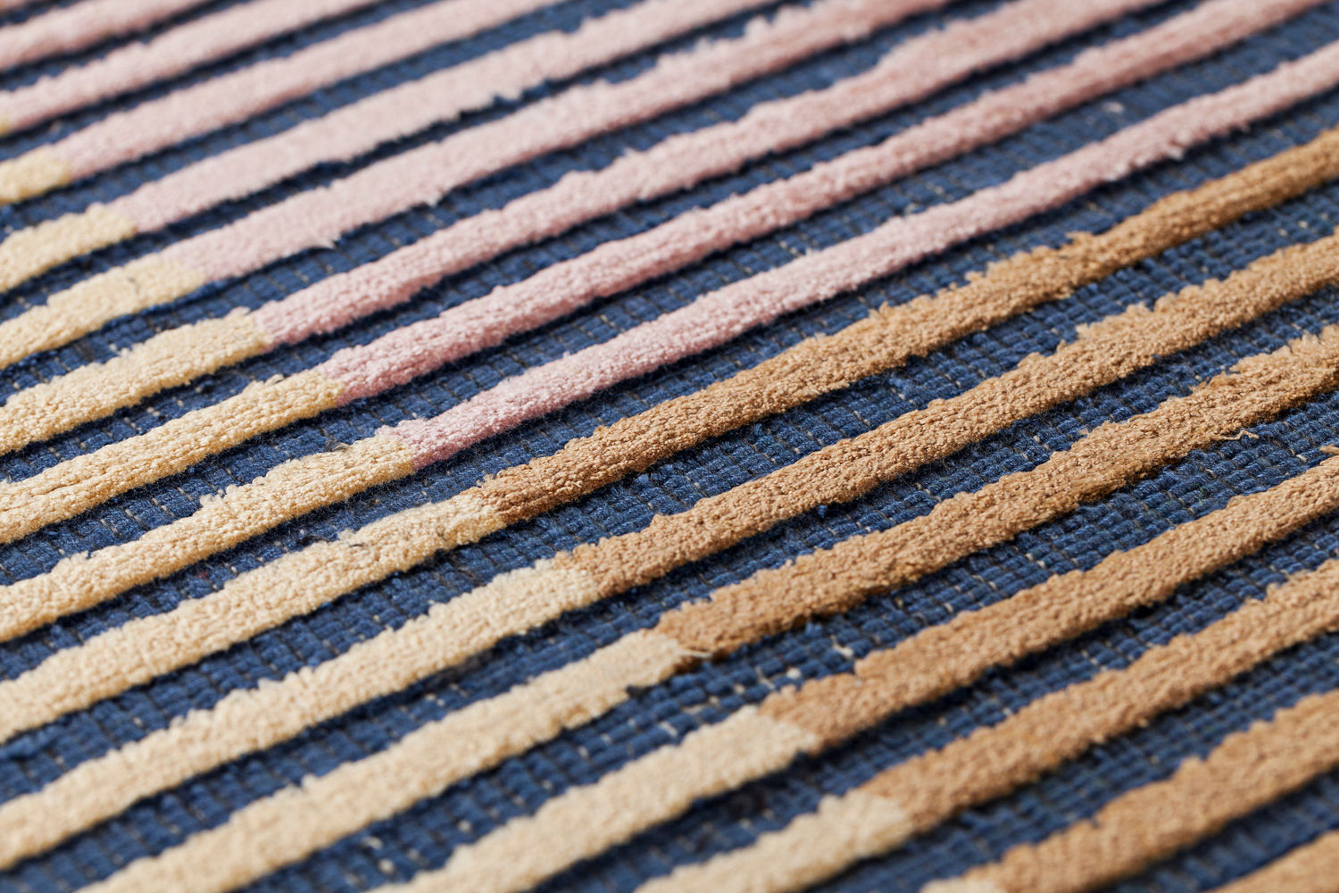 Tapis à Rayures en Viscose Tissé à la Main