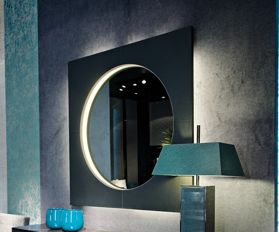 Miroir en Cuir Black & More avec Éclairage Arrière