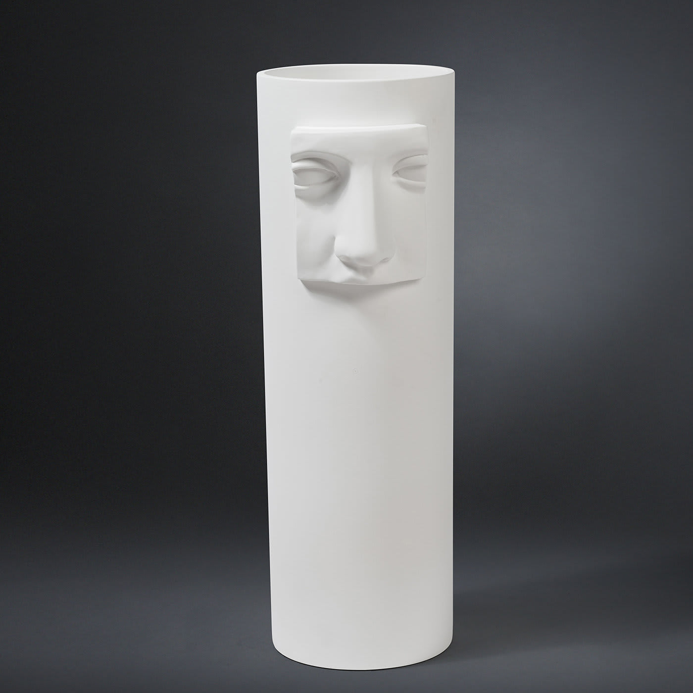 Vase nez Giunone