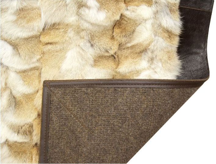 Tapis Loup Jaune 820 | Taille: 210 x 210 cm