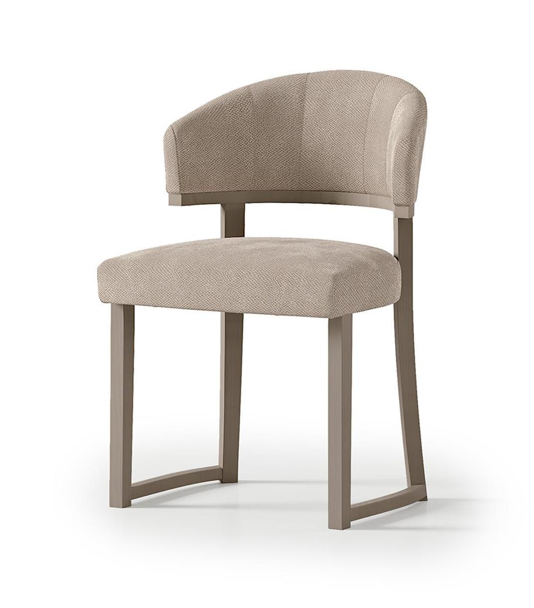 Chaise My Story
