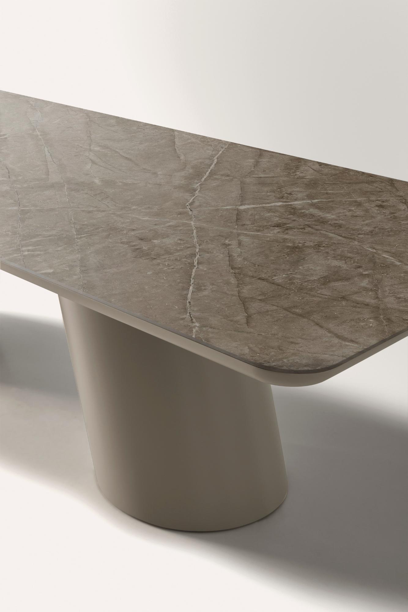 Table de salle à manger Altea avec plateau en céramique marron