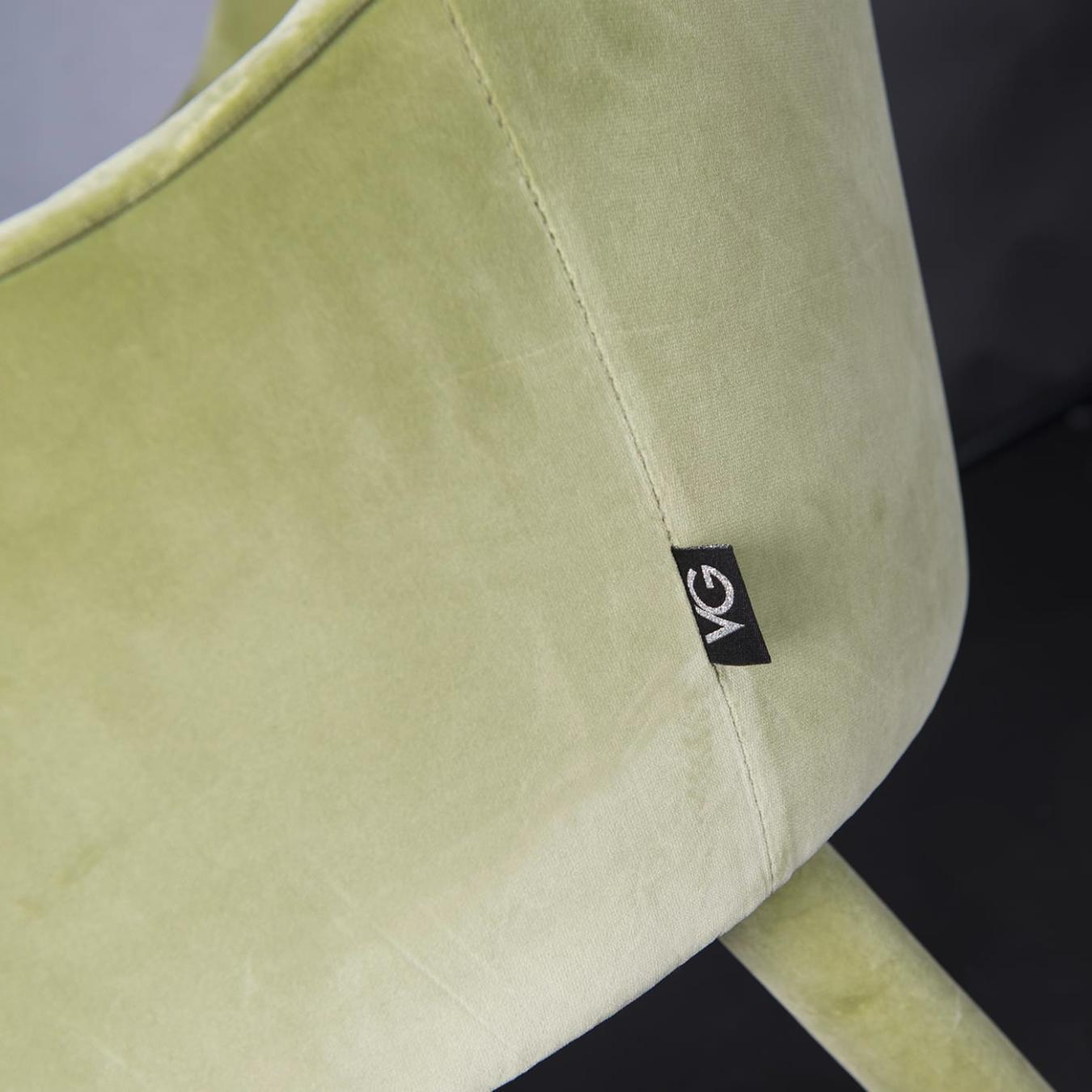 Chaise Paulette verte avec accoudoirs