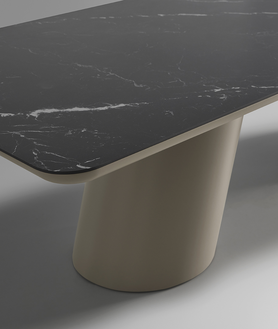 Table de salle à manger Altea avec plateau en céramique noire