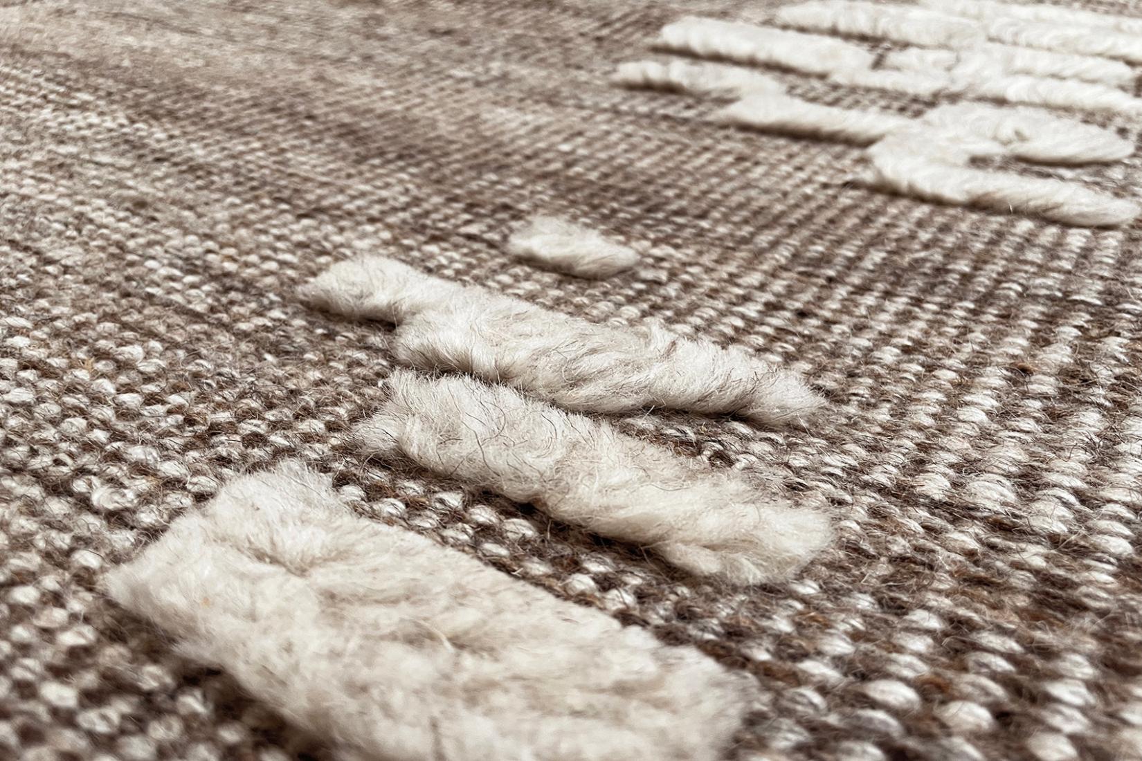 Tapis Ailleurs 1 beige