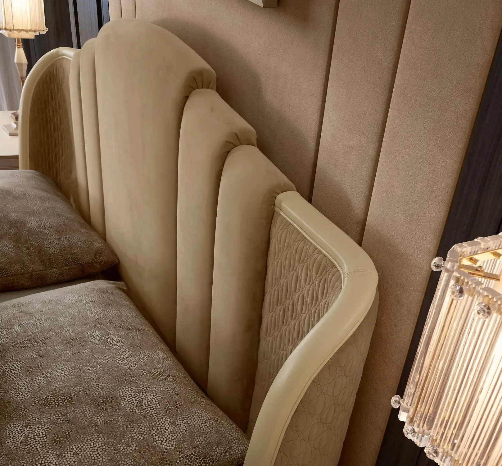 Lit De Luxe Beige