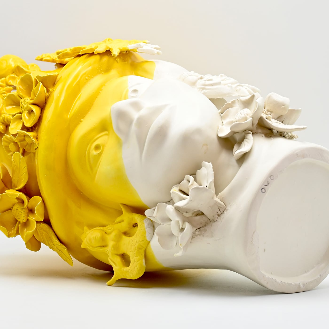 Sculpture Tête De Maure Or Et Blanc Artisanale