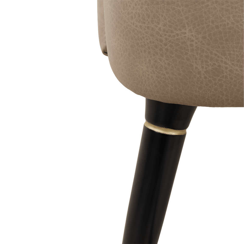 Chaise Collins