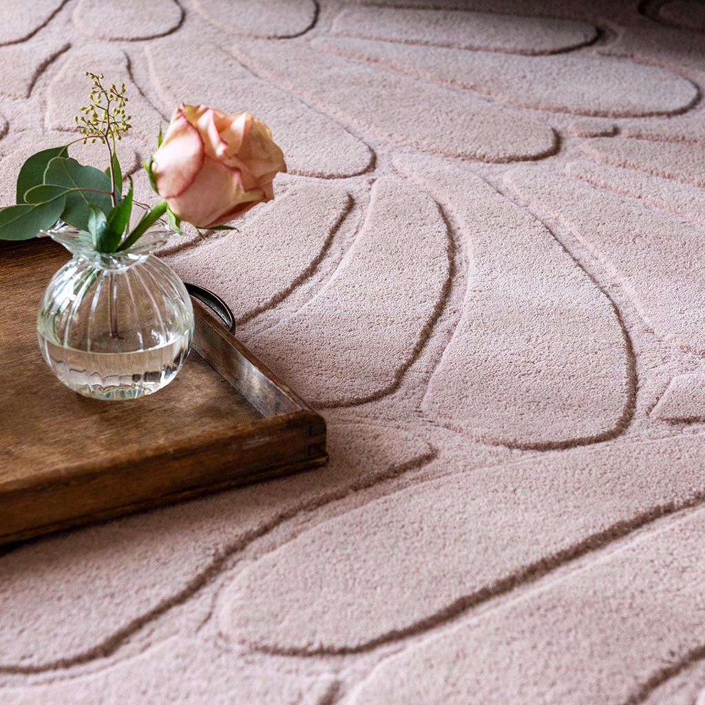 Tapis Pétales Coleby Rose Craie