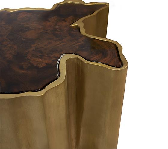Petite Table d'Appoint à Bord Naturel