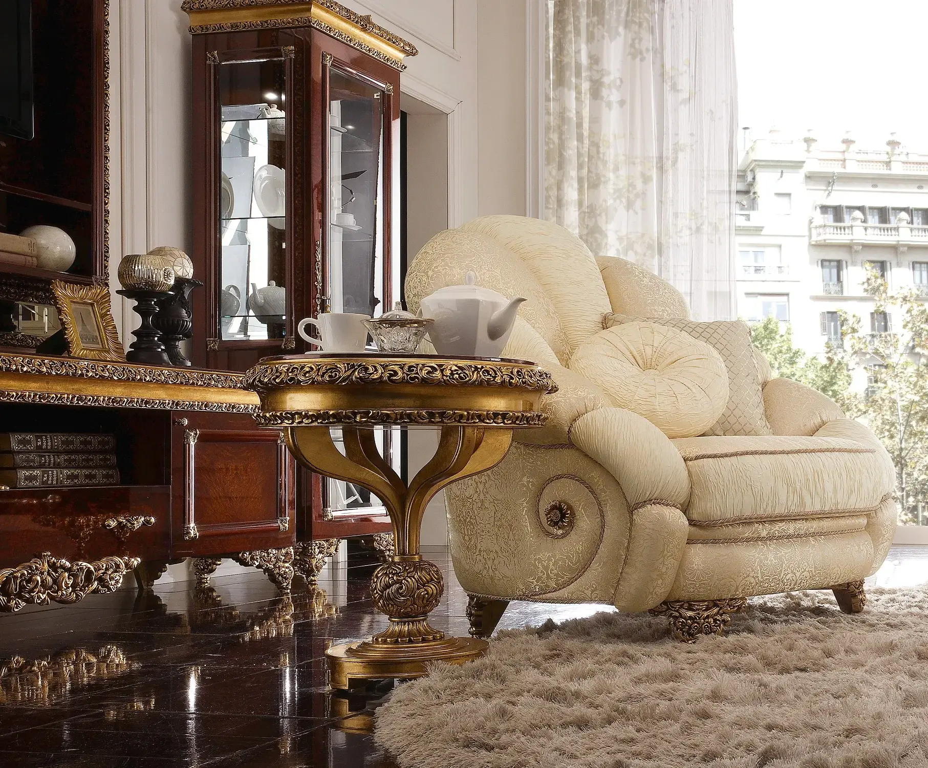 Table d'Appoint Classique Royale