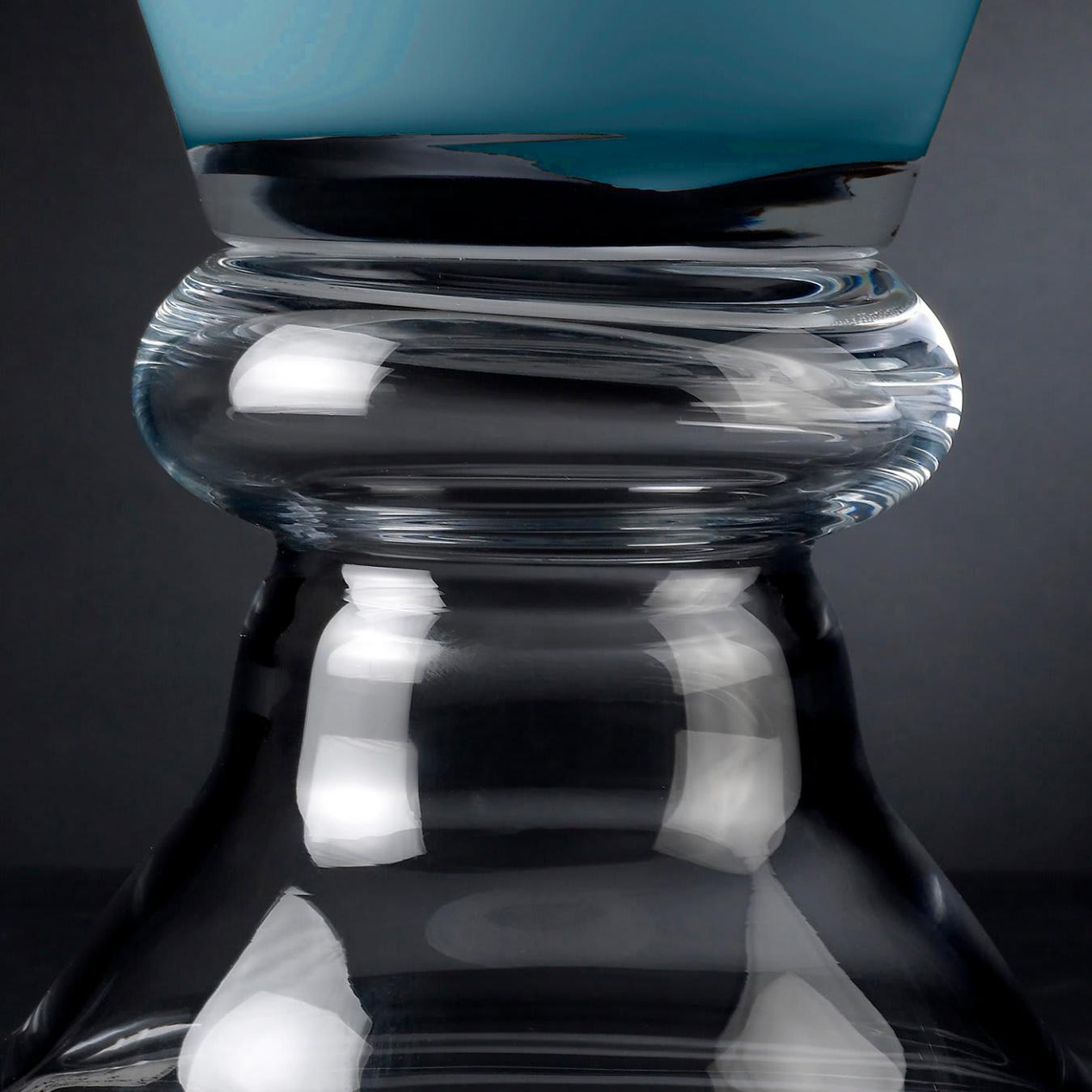Vase New Romantic