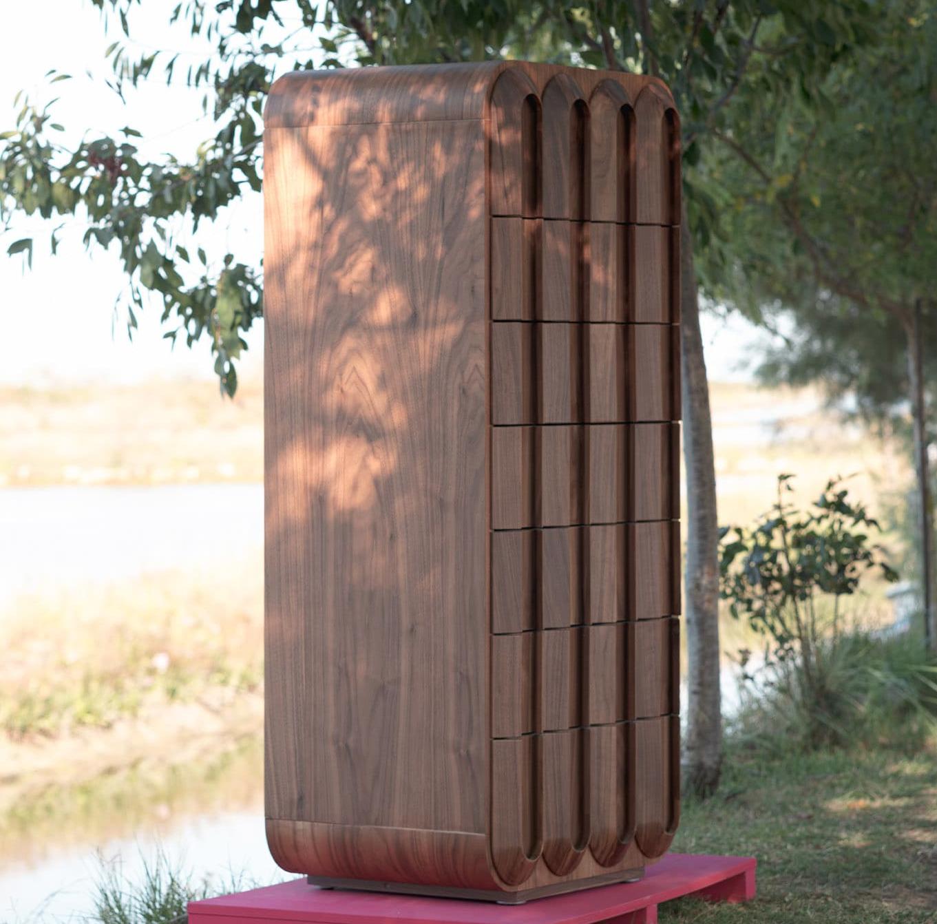 Commode Élégante en Bois