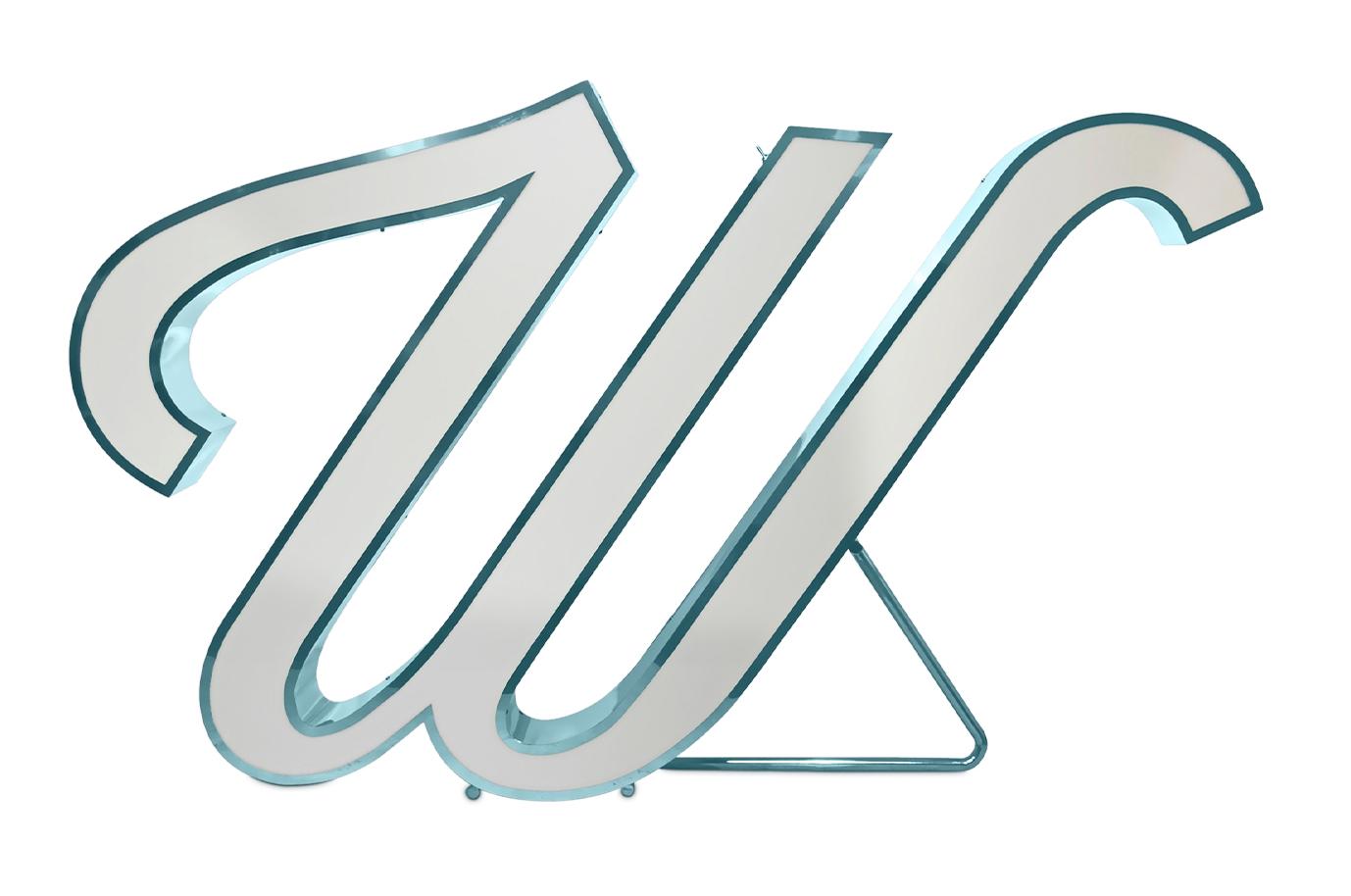 Lettre Lumineuse Wondrous W