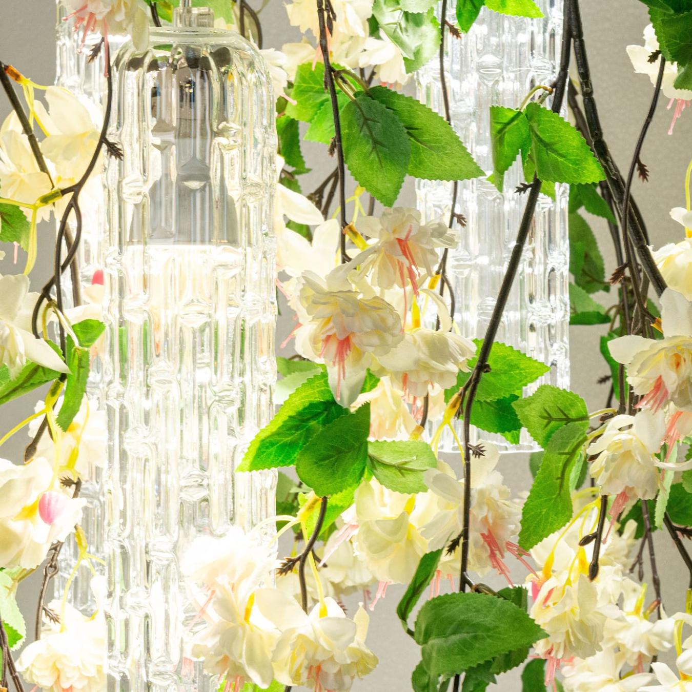 Petit lustre blanc en cascade White Cascade