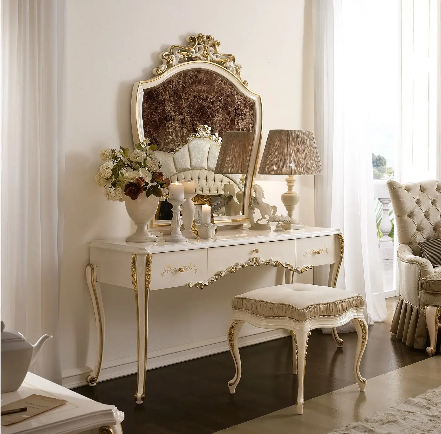 Tabouret Classique Beige / Or