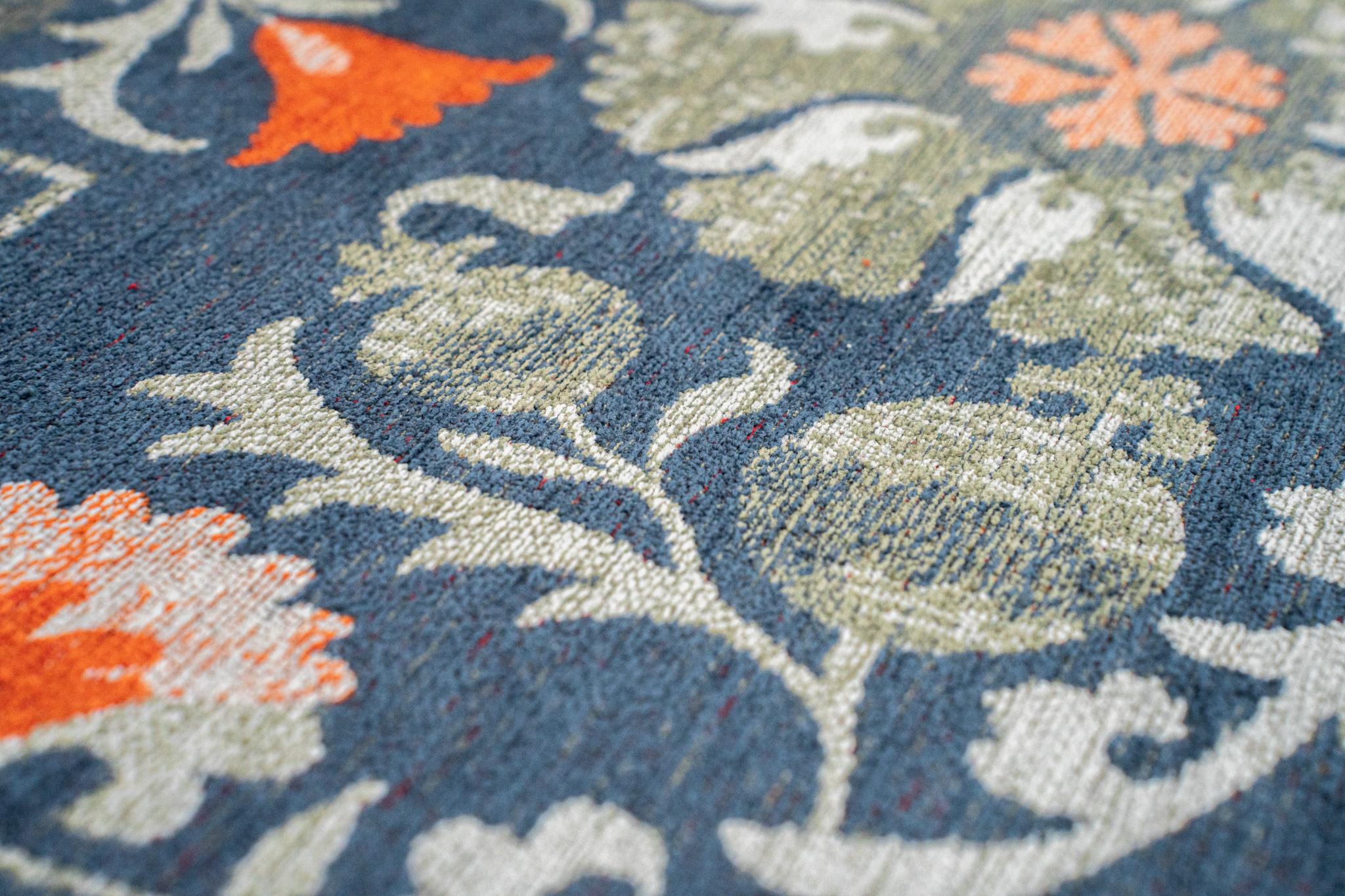 Tapis Suzani «Nordique» 9730