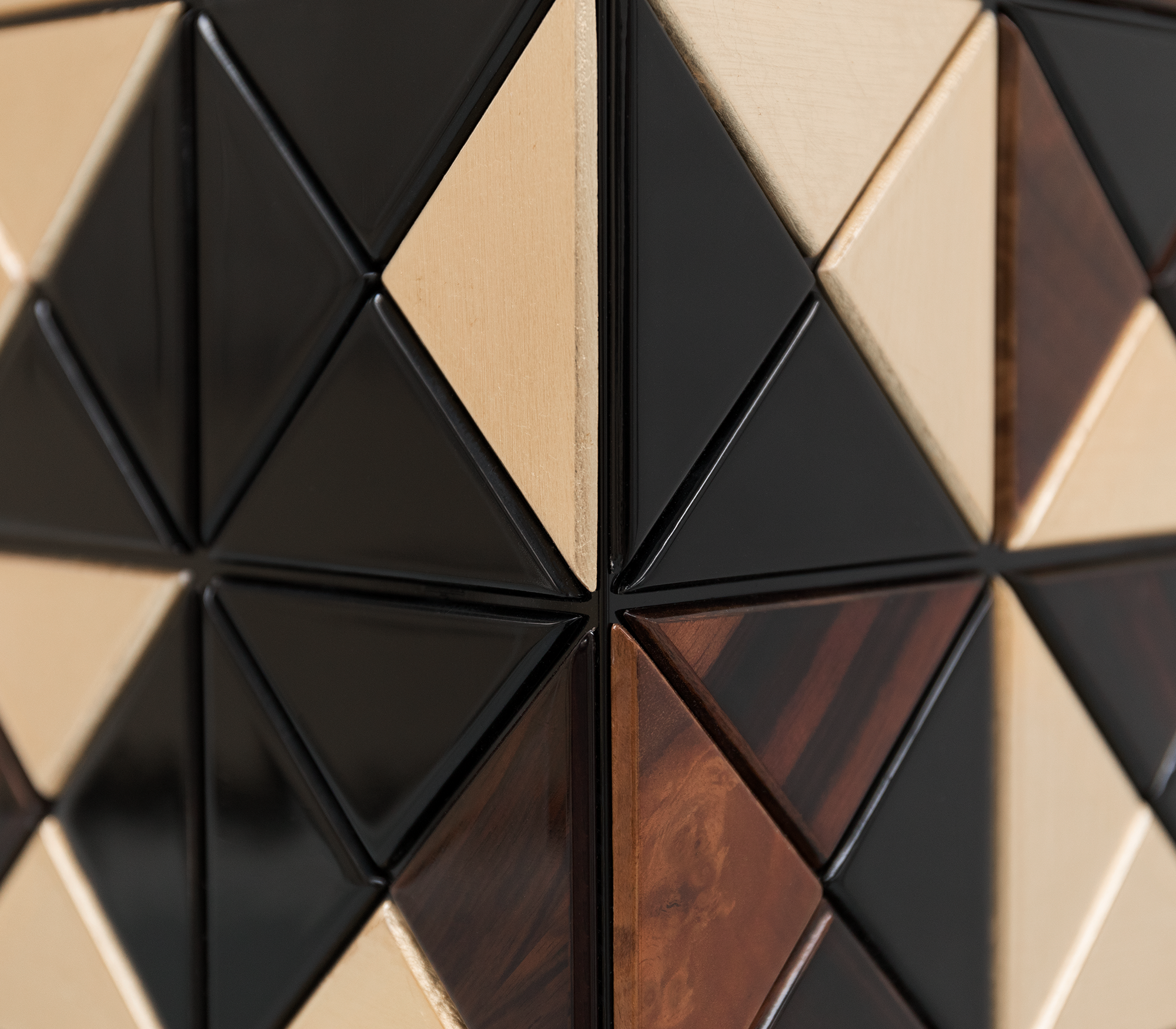 Buffet en Noyer Mosaic
