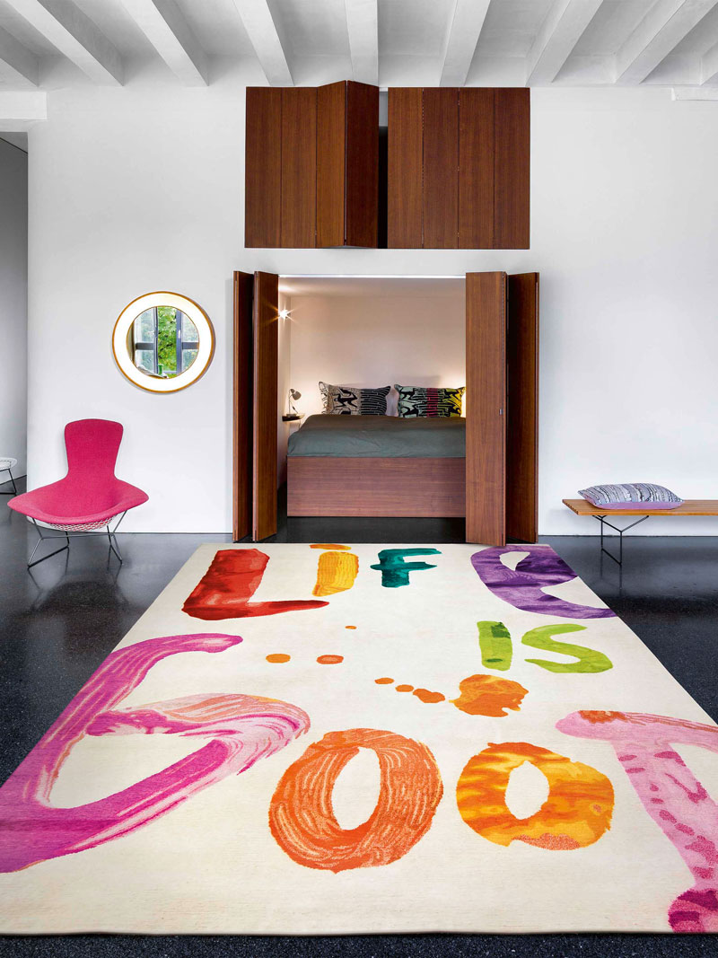 Tapis noué main La Vie Est Belle