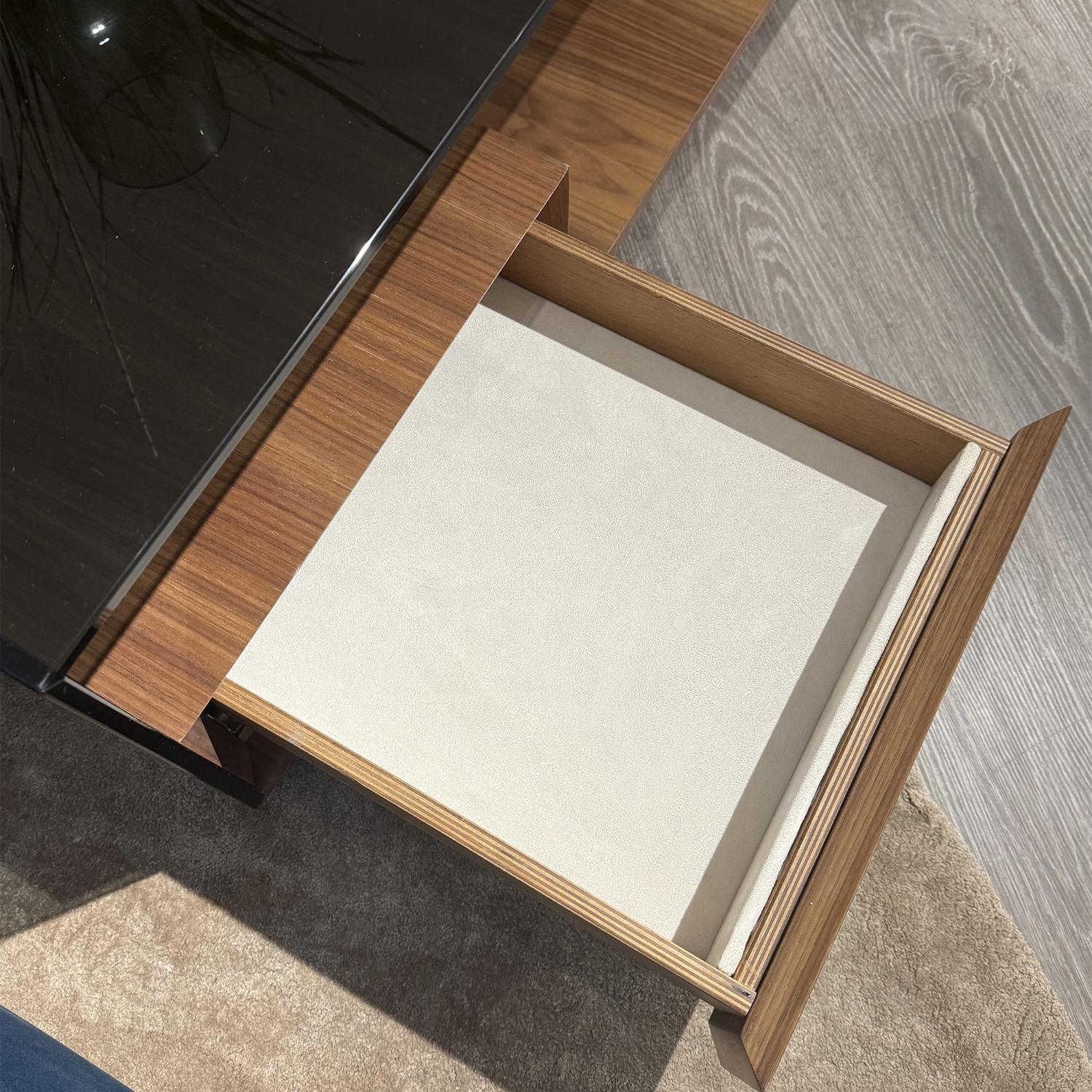 Table basse Peter avec plateau en verre