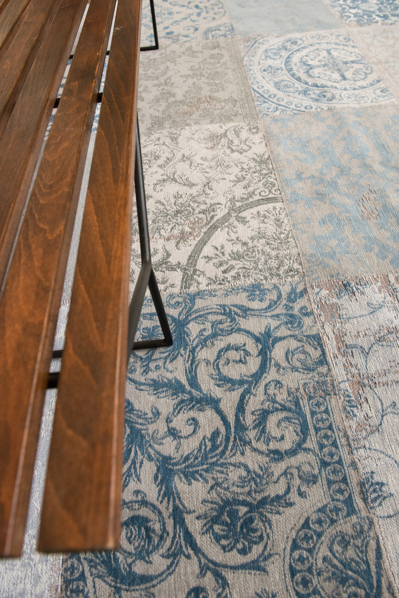 Tapis 8981 Bruges Blue