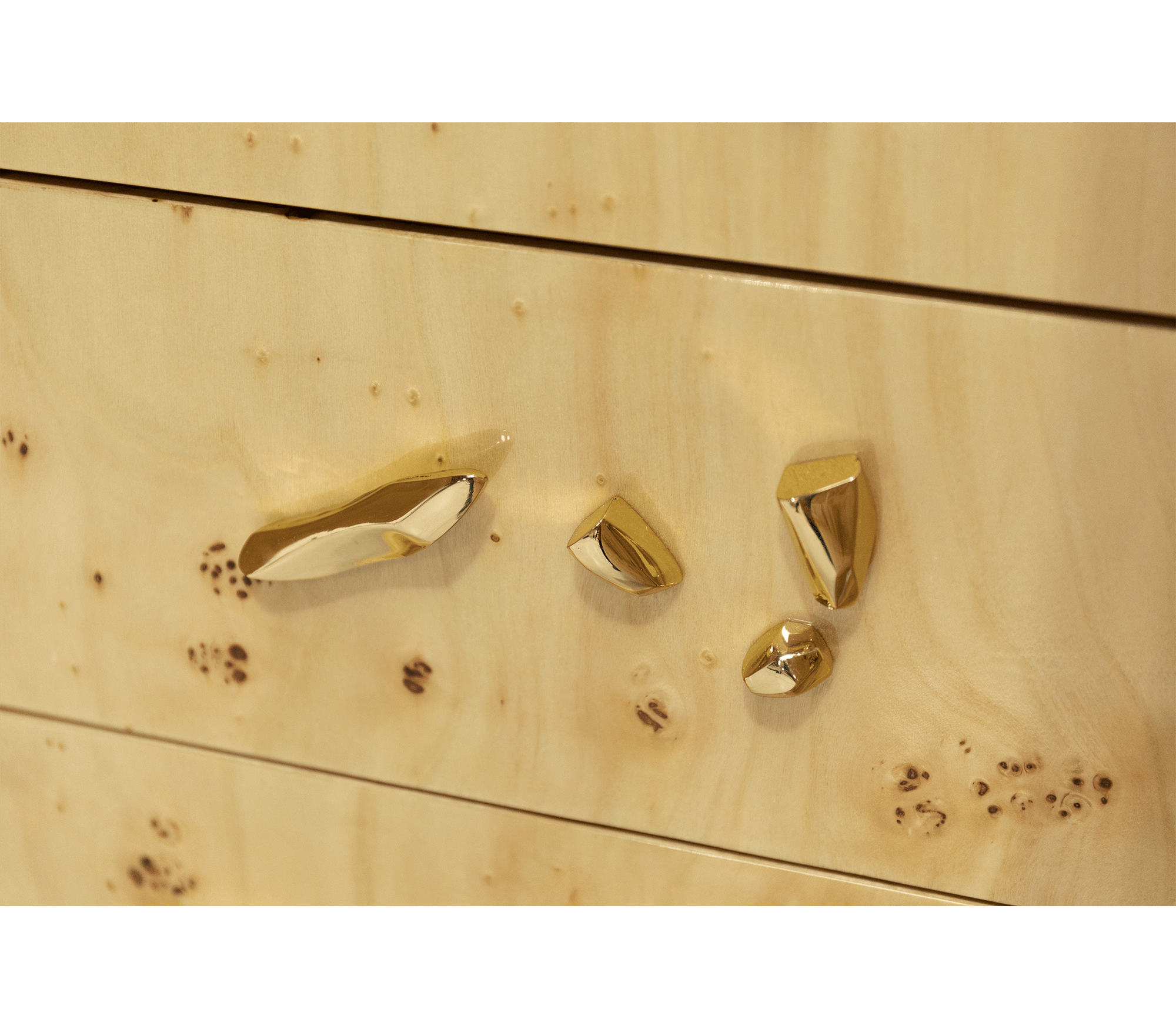Armoire Peuplier Fissure