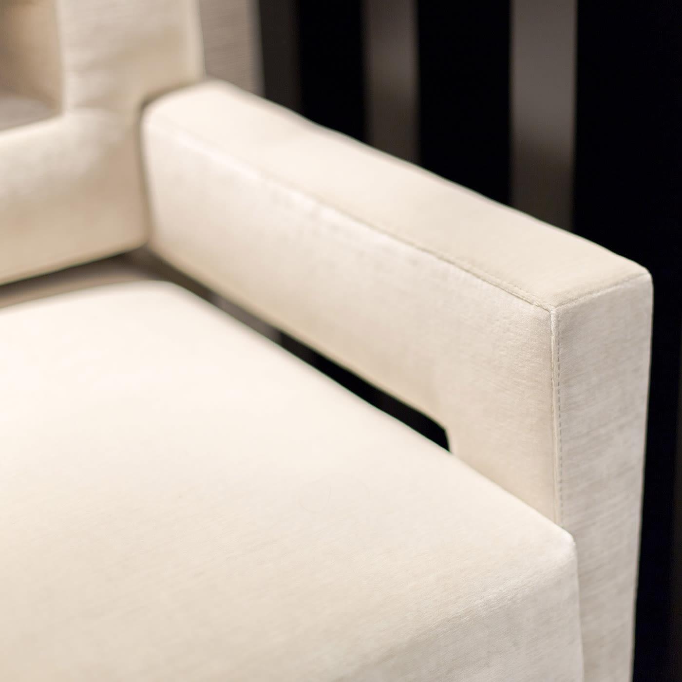 Chaise Broadway