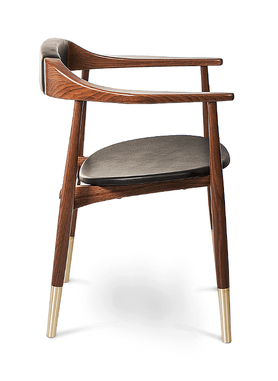 Chaise Perry