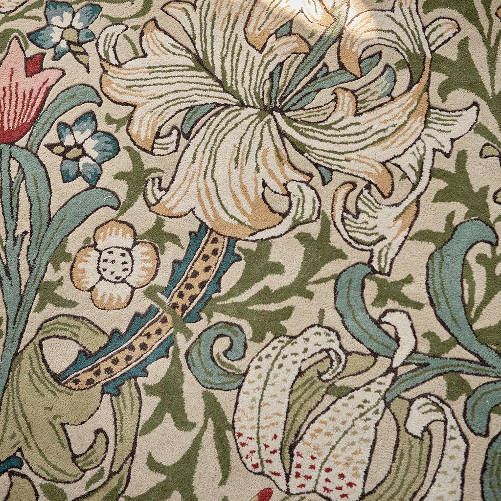 Golden Lily Green Red Tapis