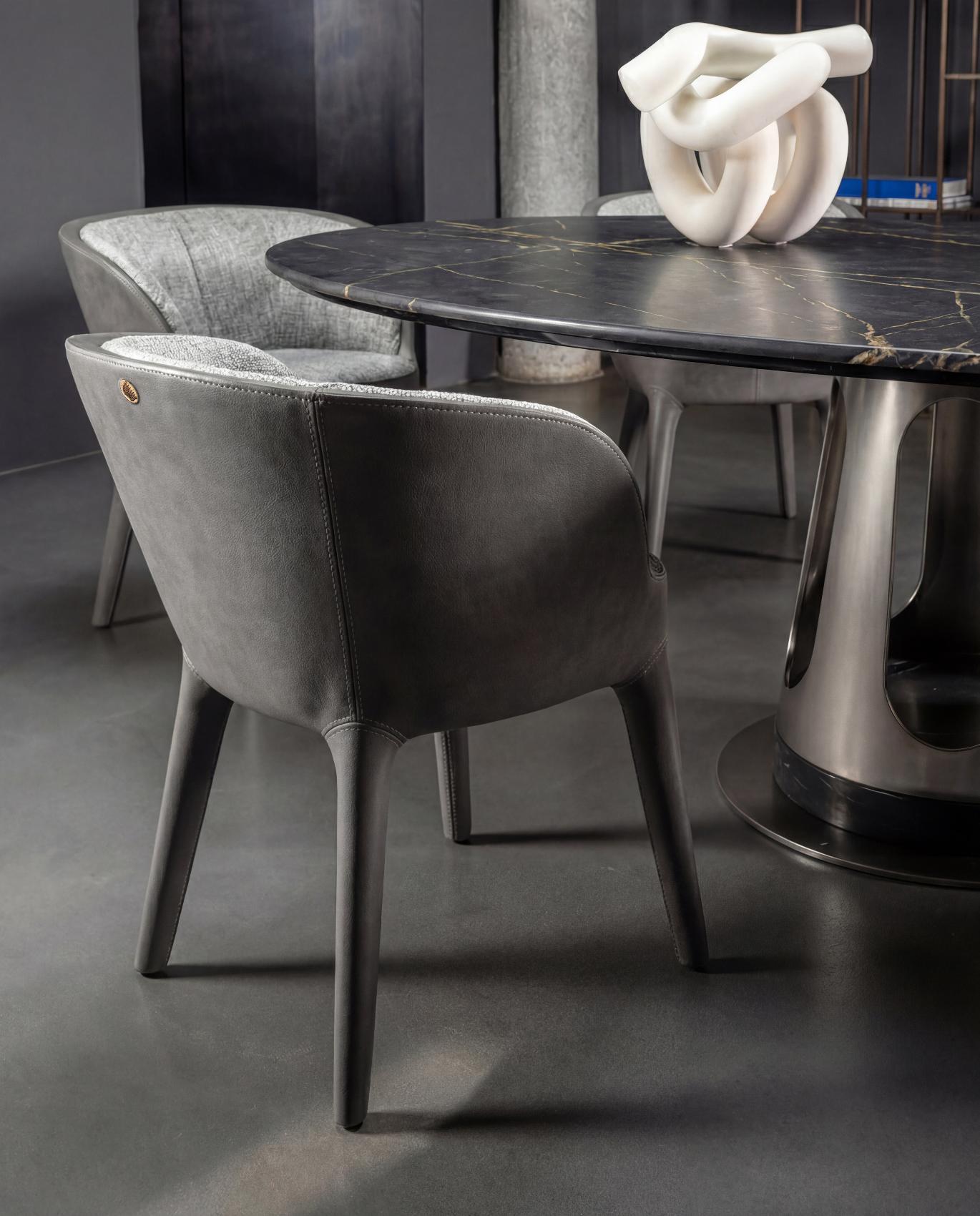 Table de salle à manger en marbre Aura