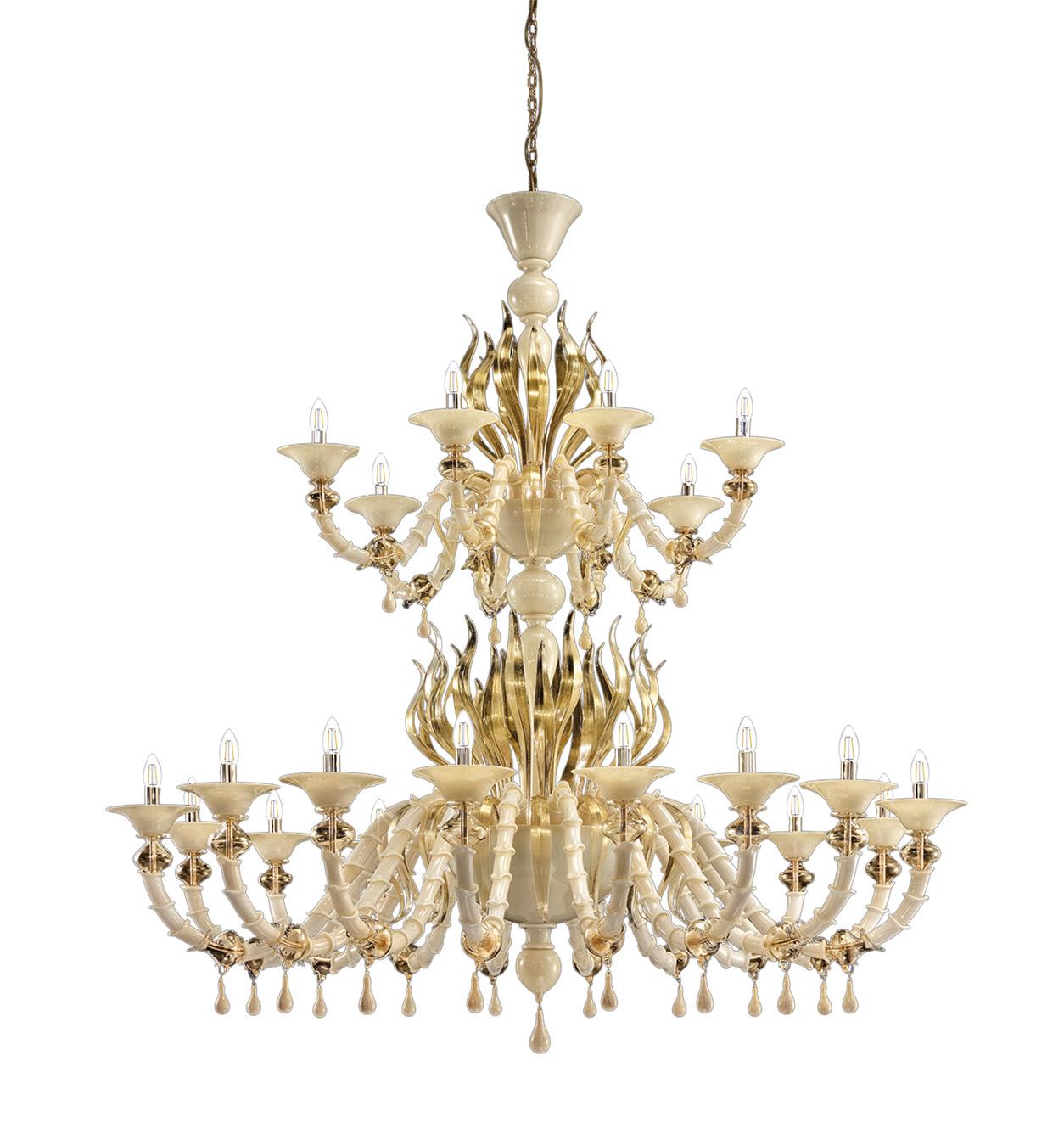 Lustre classique en verre de Murano soufflé doré