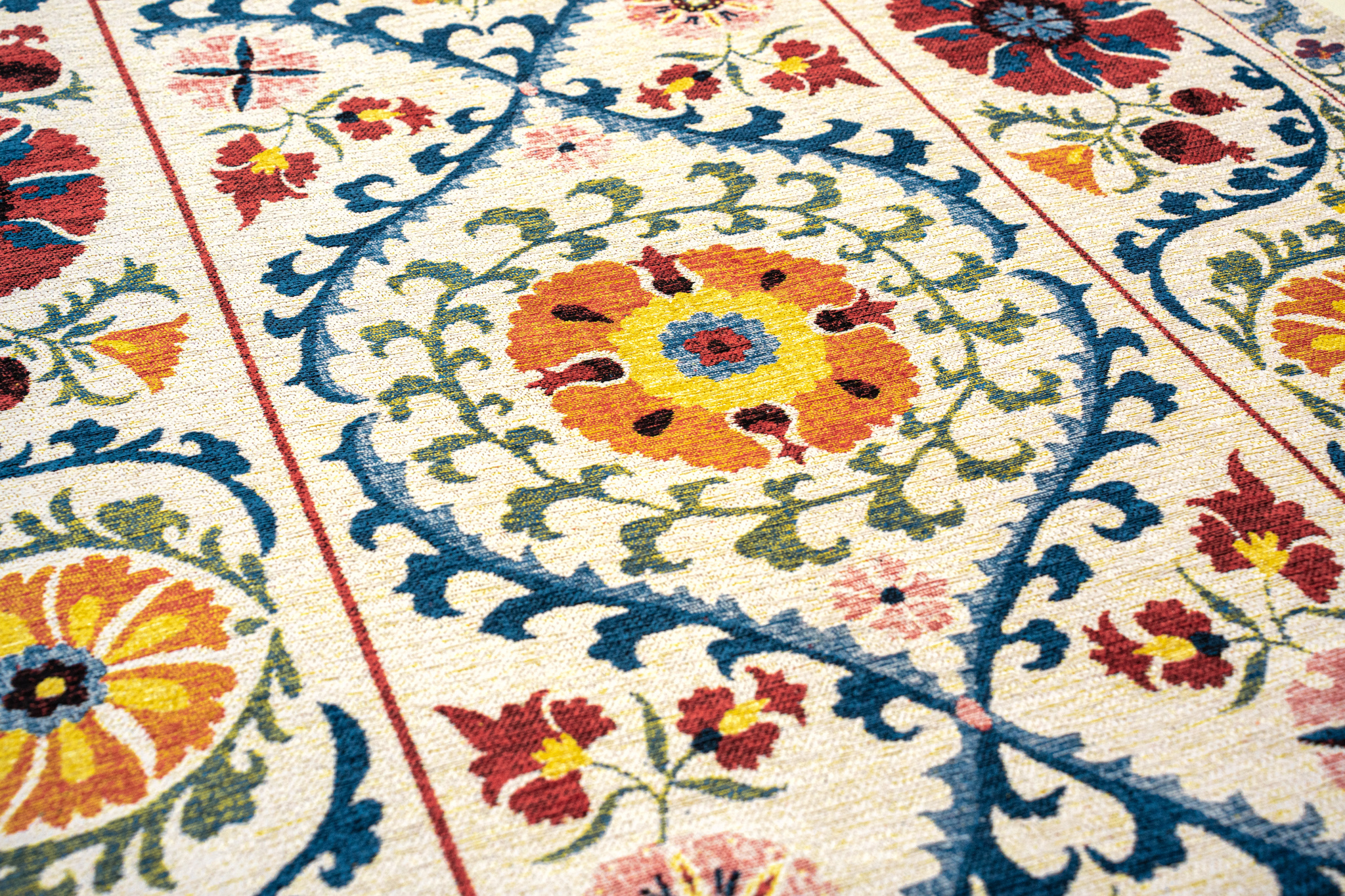 Tapis Suzani «Origine» 9728 | Taille: 280 x 390 cm