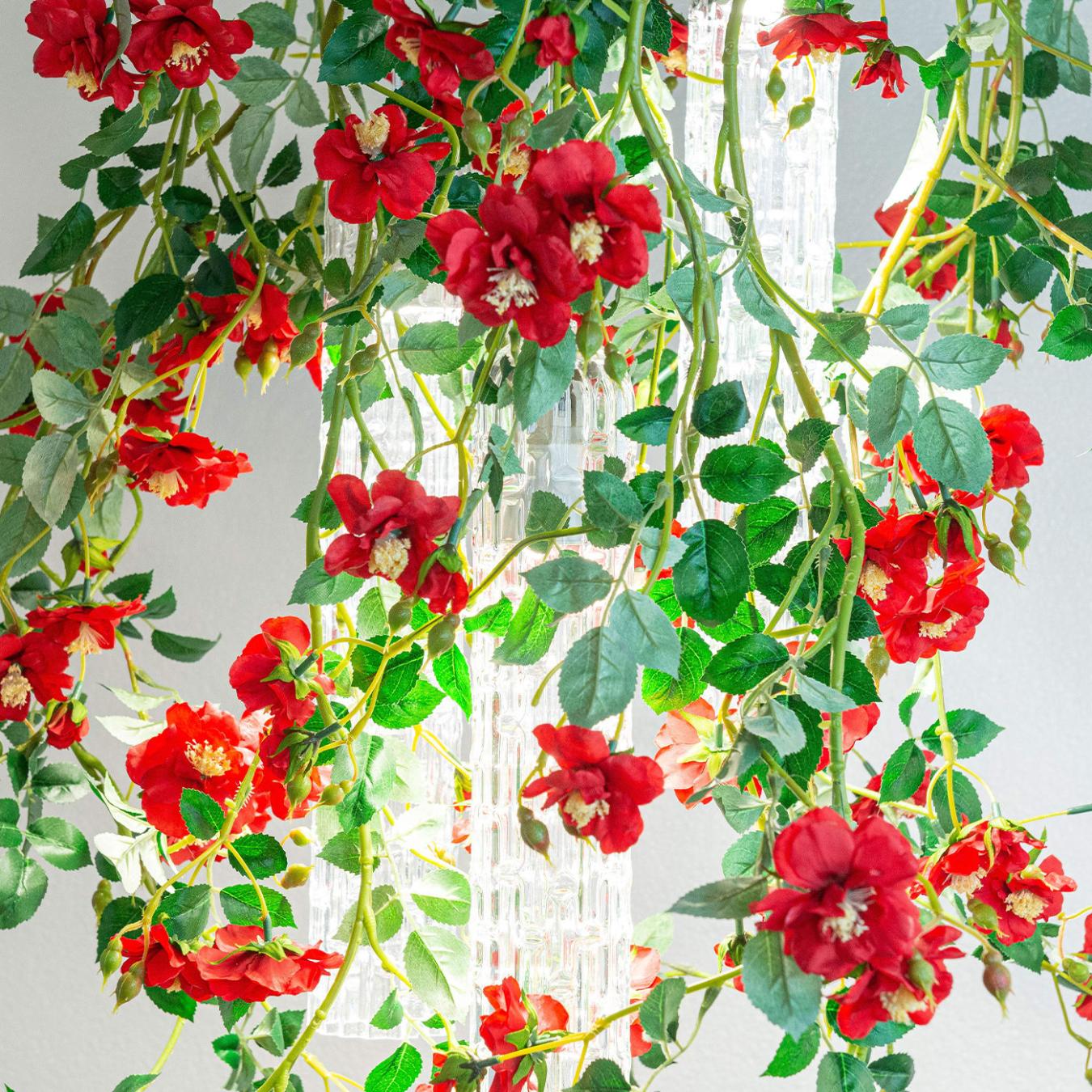 Petit lustre roses rouges