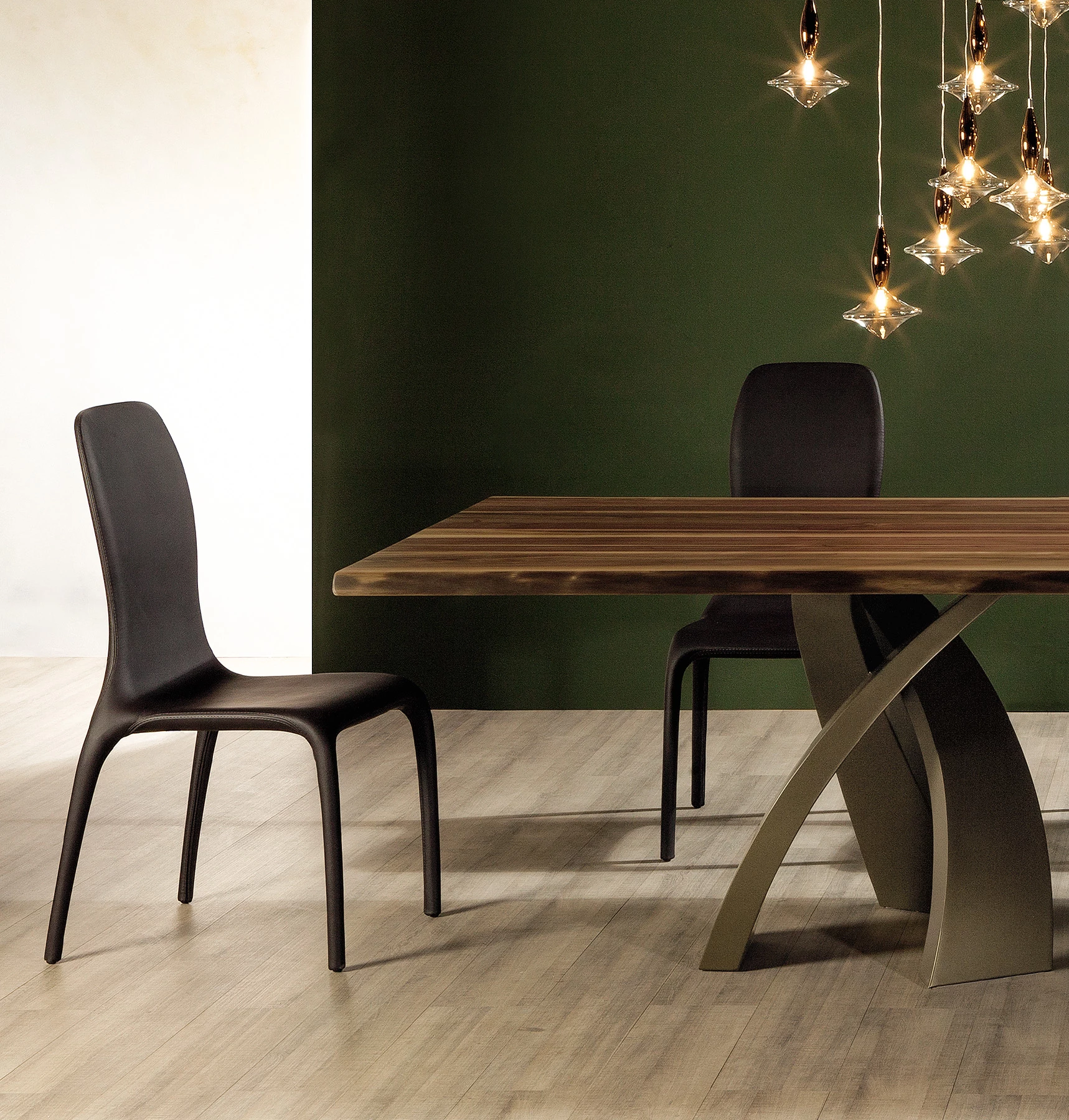 Table Big Eliseo